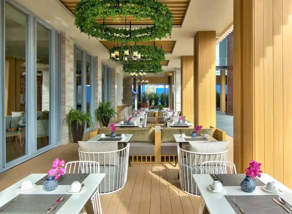 ACE OF HUA HIN RESORT (EX. RADISSON BLU RESORT HUA HIN)