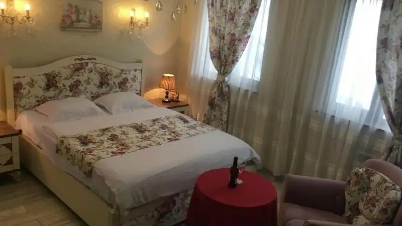 ENGLISH HOME HOTEL TBILISI