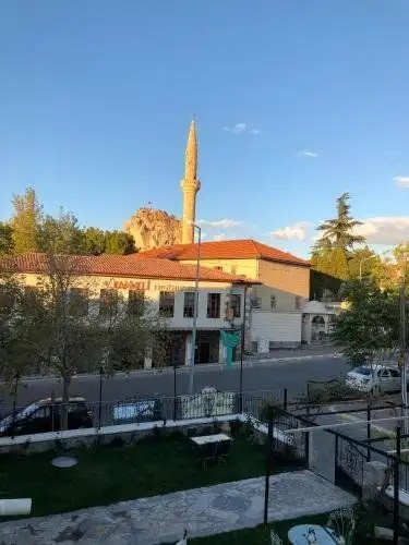 SERENITY STONE HOUSE