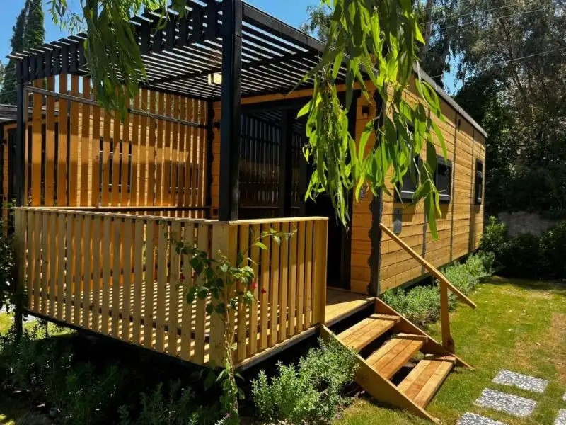 BITEZ TINY HOUSE & BEACH