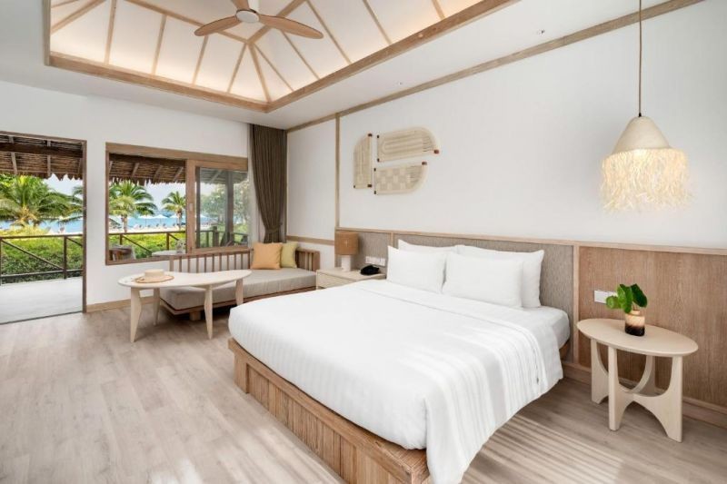 deluxe sea view villa