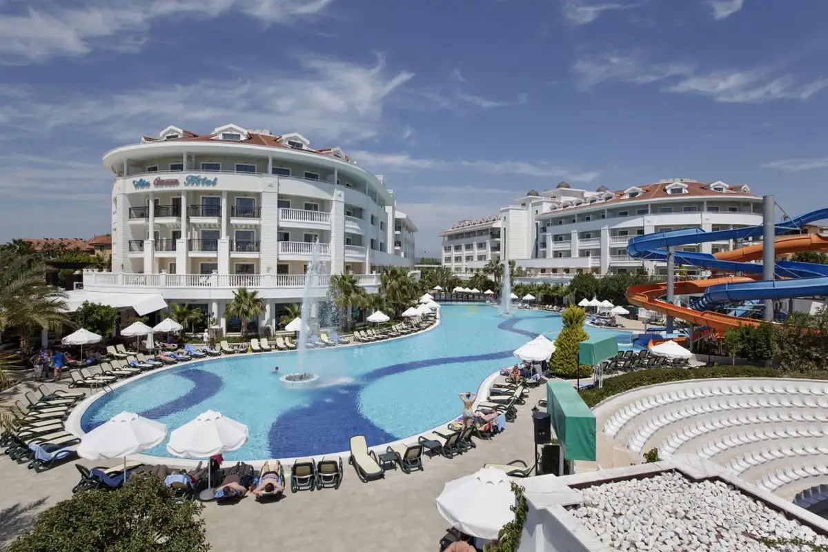 ALBA QUEEN HOTEL