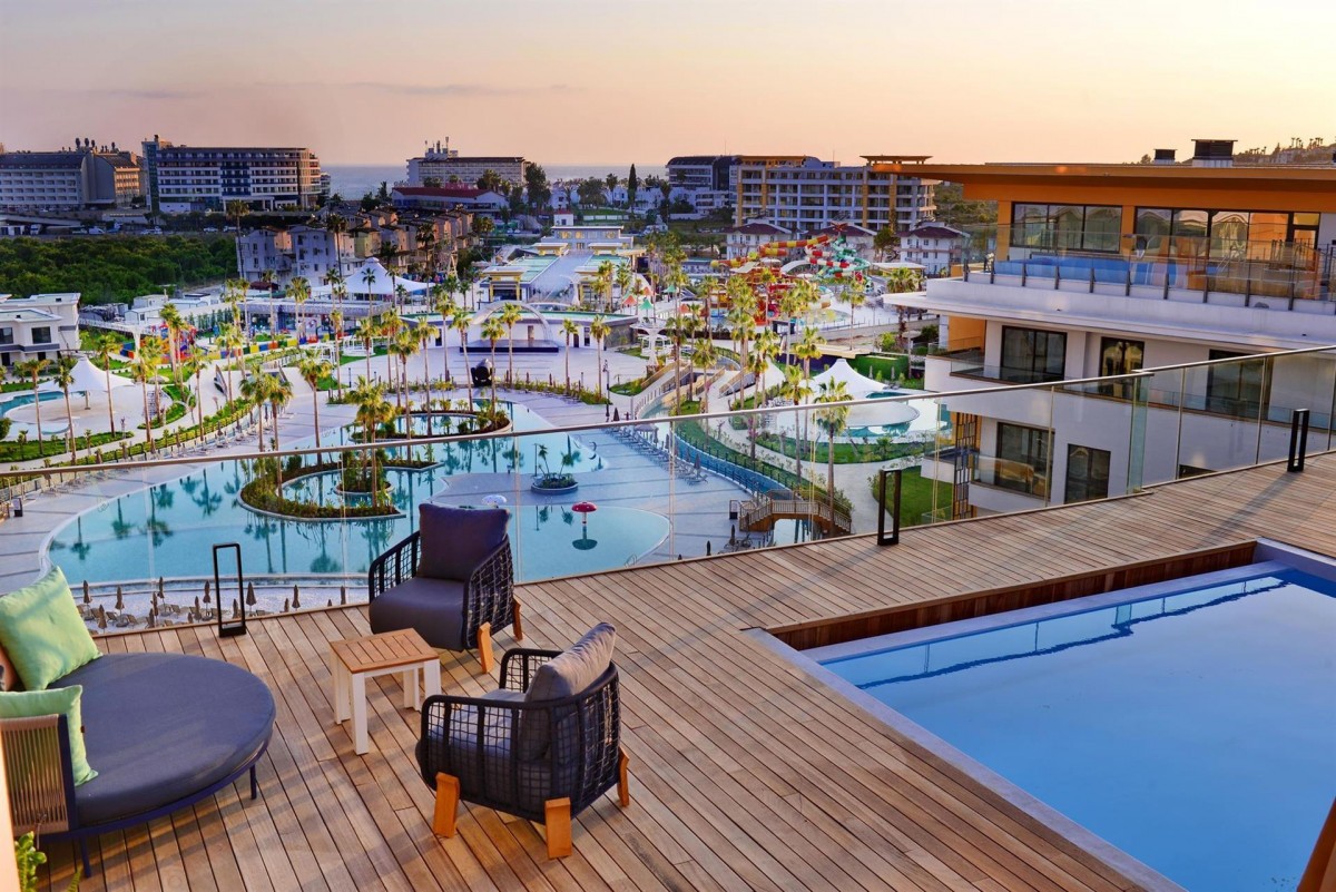AZURA WORLD HOTEL (EX. WYNDHAM ALANYA)