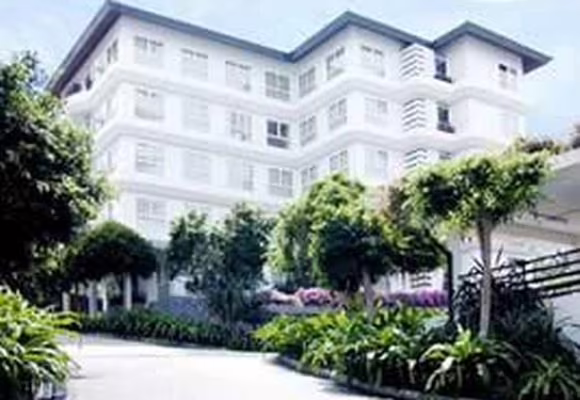 ROYAL CLIFF GARDEN SUITE