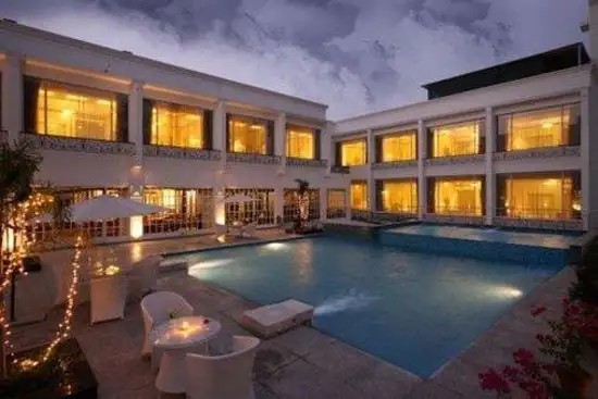 COUNTRY INN & SUITES BY CARLSON DELHI SATBARI