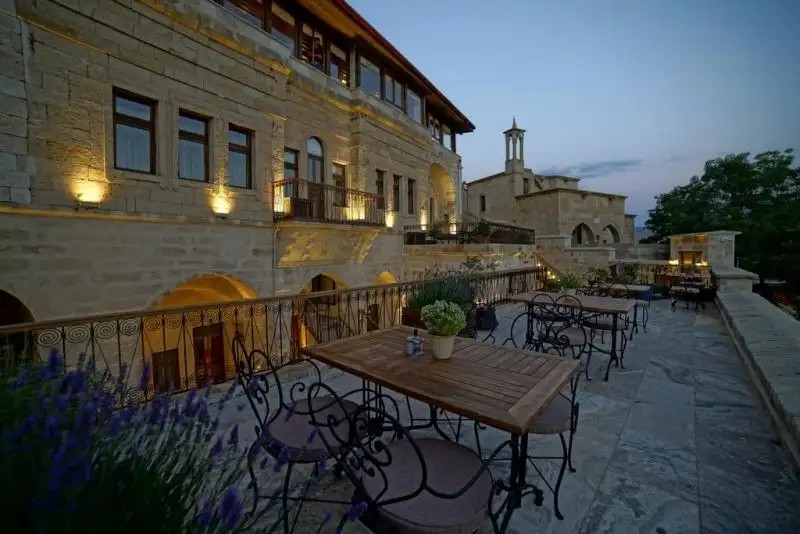 NOSTALJI CAVE SUIT HOTEL