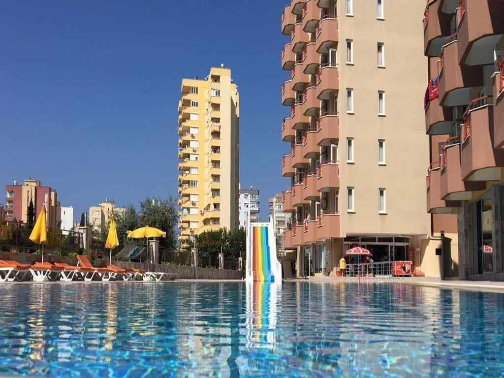 LARA HADRIANUS HOTEL