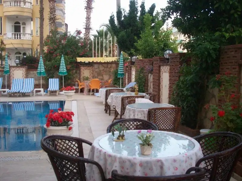 MOONLIGHT HOTEL