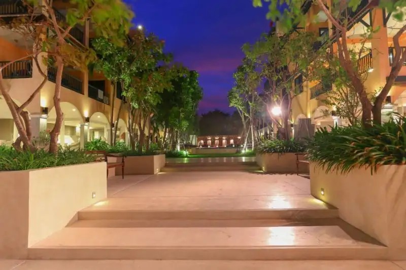 ANANTASILA BEACH RESORT HUA HIN (EX. ANANTASILA VILLA)