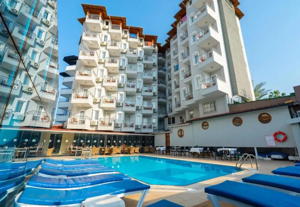 AZAK BEACH