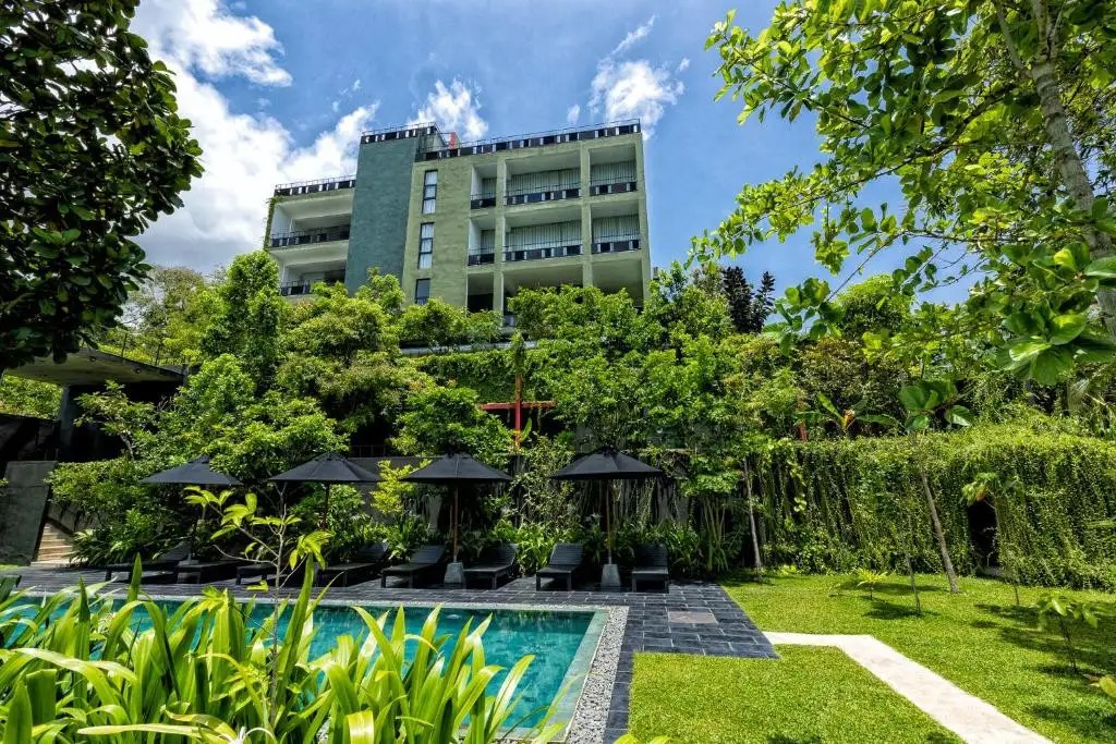 SPLENDOUR RESIDENCE BOUTIQUE HOTEL