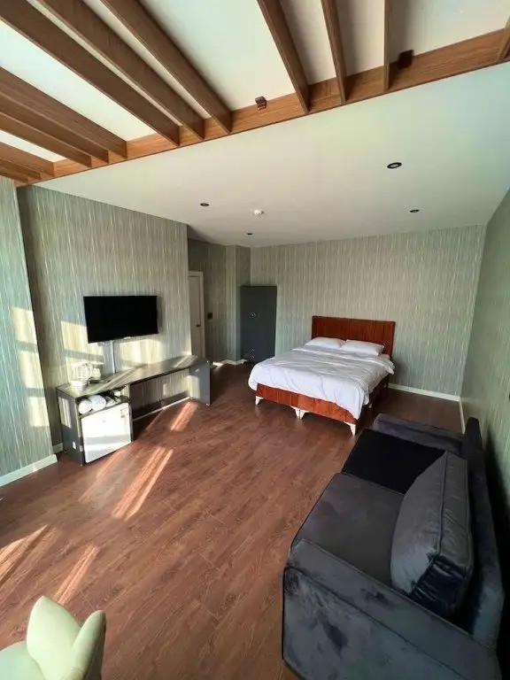 BETA HOTEL