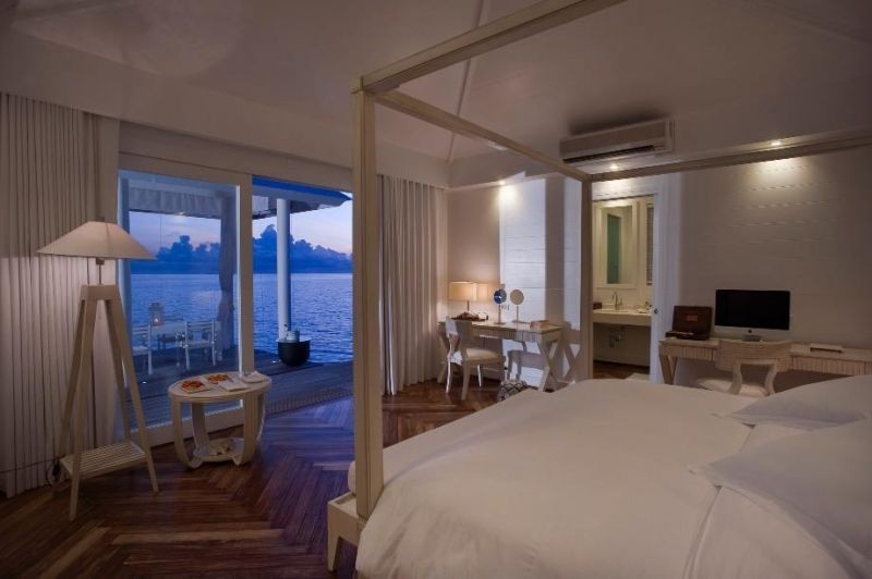 2 bedroom pool water villa