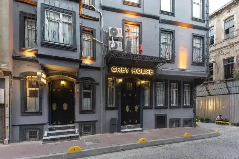 GREY HOUSE HOTEL