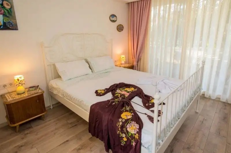 DESTINA BOUTIQUE HOTEL
