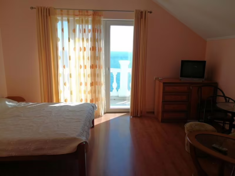 АФРОДИТА АЛУШТА