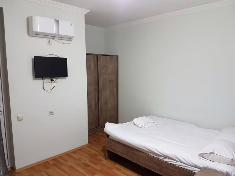 DREAM HOTEL