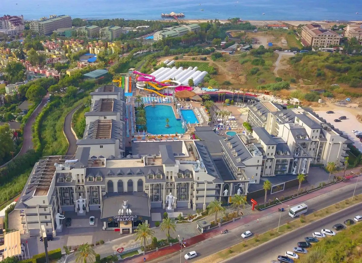DREAM WORLD PALACE (EX. CRYSTAL SUNHILL RESORT & SPA)