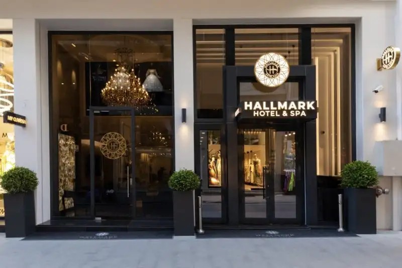HALLMARK HOTEL & SPA