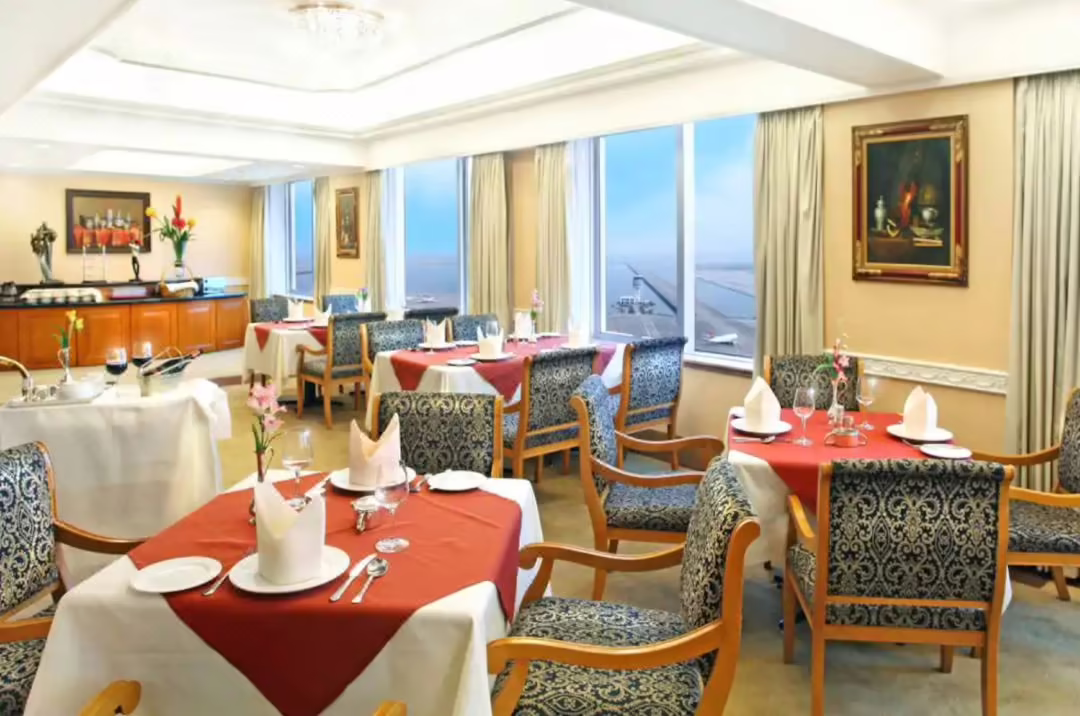 GOLDEN CROWN CHINA HOTEL