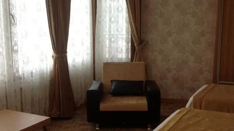 BEST TOWN BOUTIQUE HOTEL