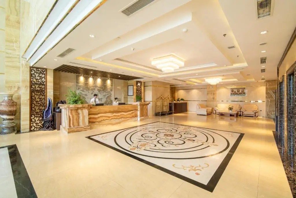 LUXTERY HOTEL