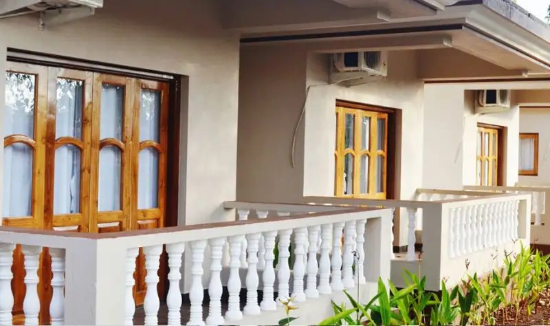 CASA DE ROYALE