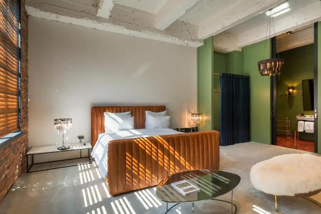 STAMBA HOTEL
