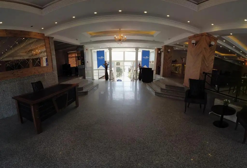 DIVINE BEACH RESORT (EX. TURIZOOM BEACH RESORT)