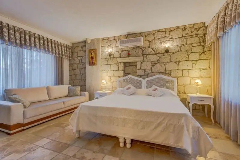 VILLA FORA HOTEL
