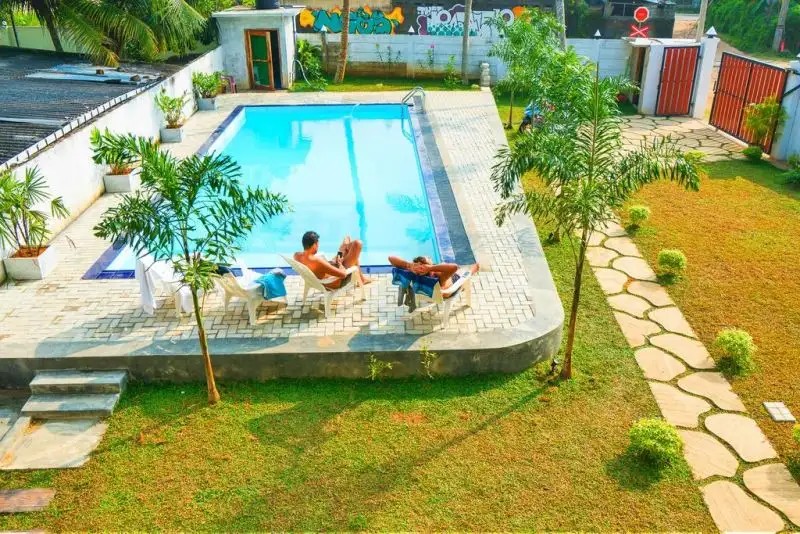 WIMAL WOOD STOCK SURF HOUSE (EX. OCEAN BAY SURF RESORT)
