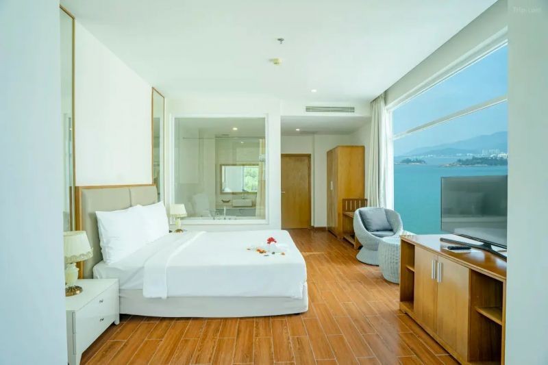 deluxe ocean view