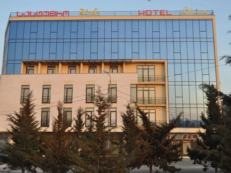 SHINE PALACE