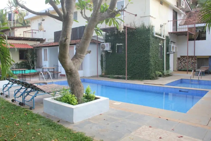 BANYAN TREE COURTYARD