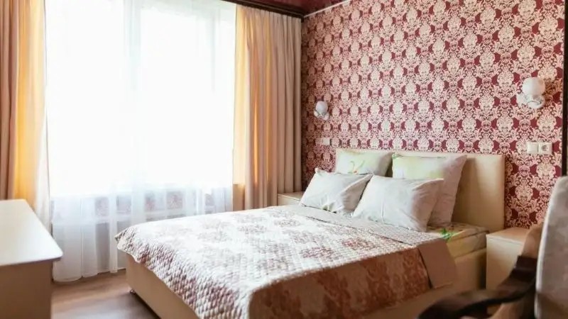 UYUT ON BELOVEJSKAYA (УЮТ НА БЕЛОВЕЖСКОЙ)