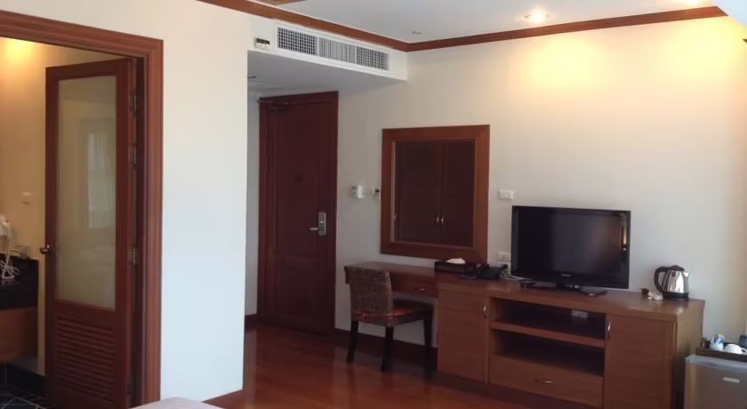 THE CHALET PHUKET BOUTIQUE RESORT