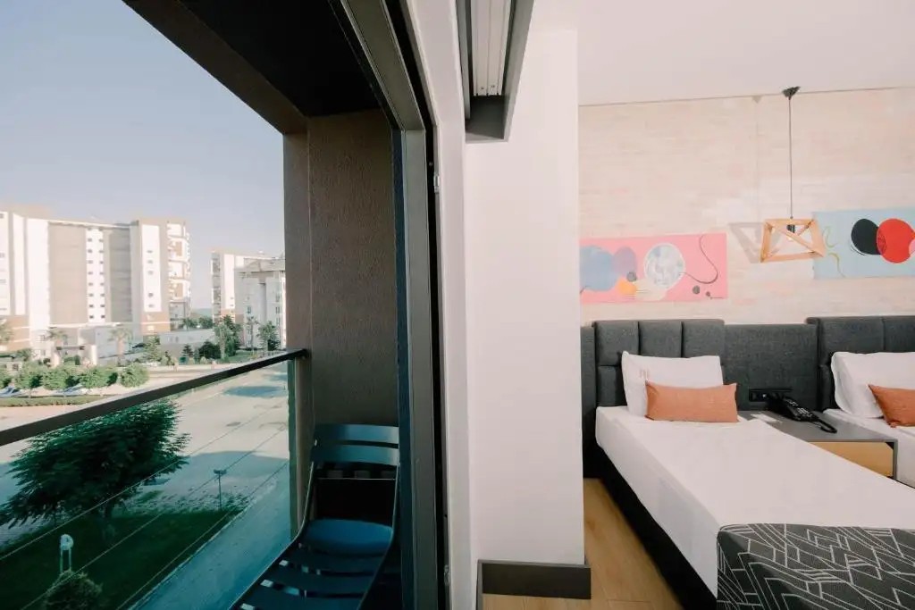 LAREN SEASIDE HOTEL & SPA (EX.LAREN BUSINESS HOTEL & SPA)