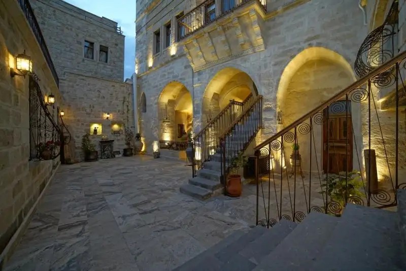NOSTALJI CAVE SUIT HOTEL