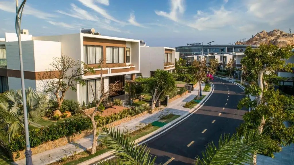 WYNDHAM GRAND KN PARADISE CAM RANH