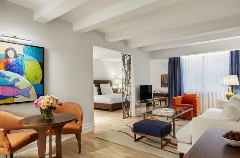 signature suite