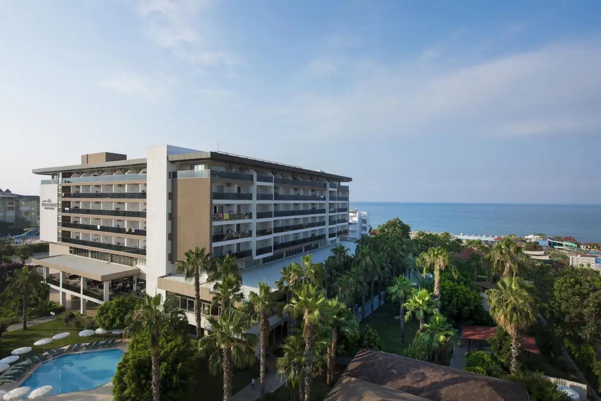 ROYAL GARDEN BEACH HOTEL (EX. ROYAL GARDEN SELECT & SUITE)