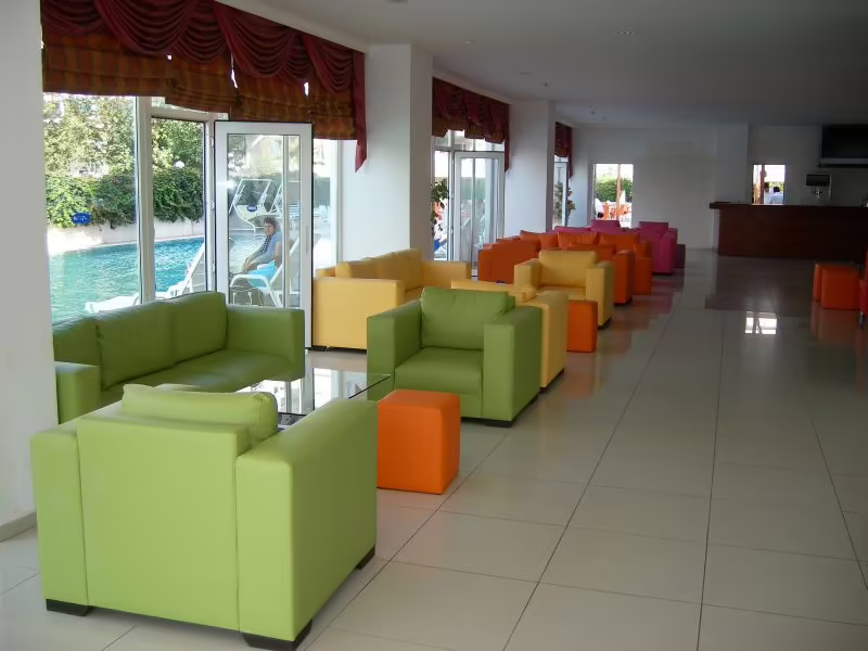 KRISTAL BEACH HOTEL