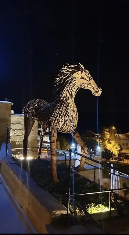 PHOCAS CAVE SUITES