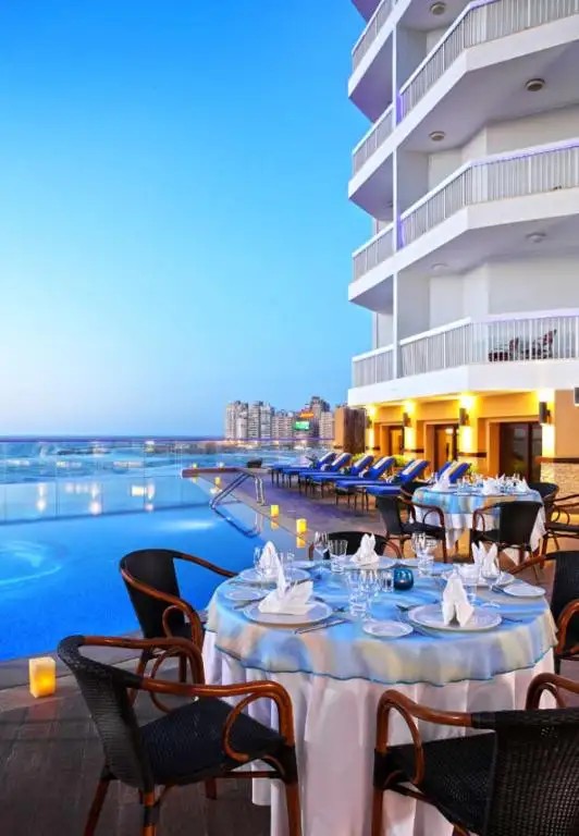 HILTON ALEXANDRIA CORNICHE