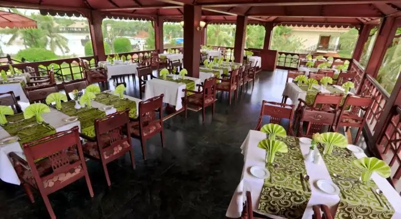 LAKE PALACE
