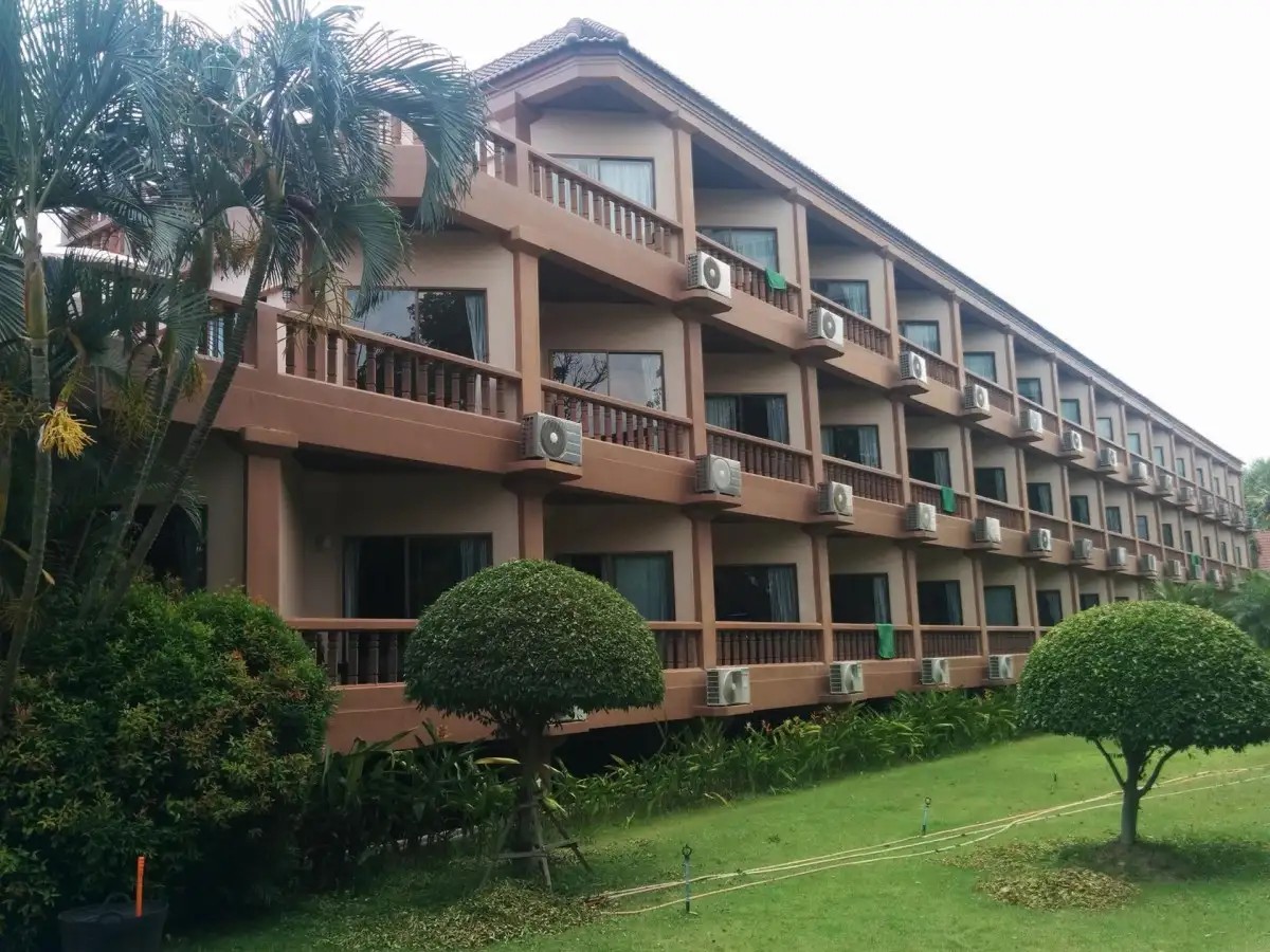 BOTANY BEACH RESORT
