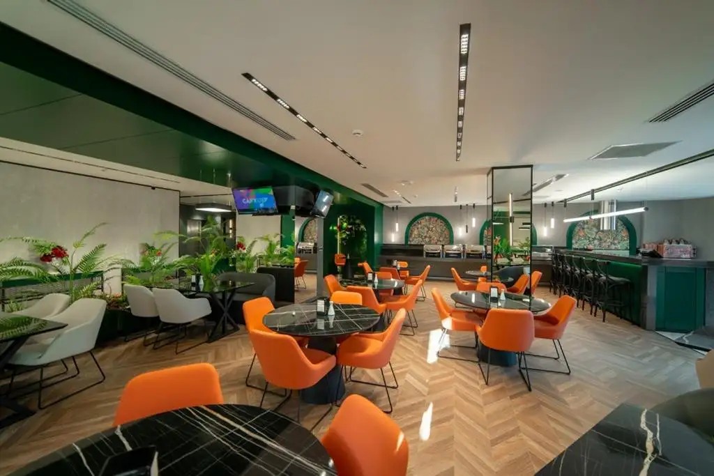 DOSTYK BUSINESS HOTEL