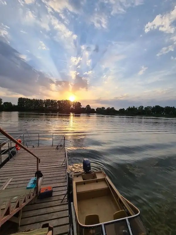 БАЗА СЕМЕЙНОГО ОТДЫХА НАДЕЖДА