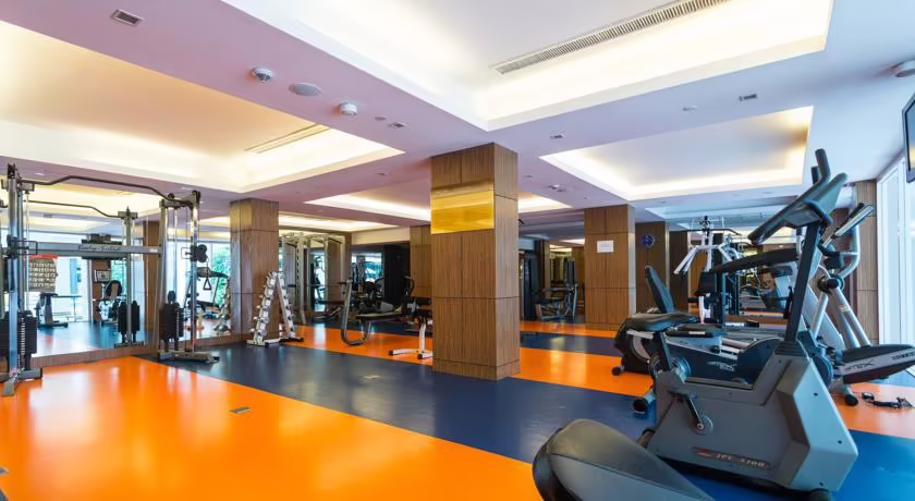 NOVOTEL LIVING BANGKOK SUKHUMVIT LEGACY (EX. LEGACY SUITES)