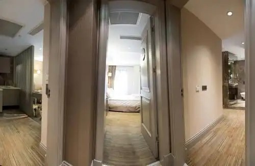 GK REGENCY SUITES